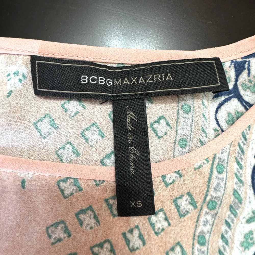 Like New!! BCBG MAXAZRIA - Caiti Kimono Sleeve Romper - Blush Pink - Size XS - Picture 7 of 16